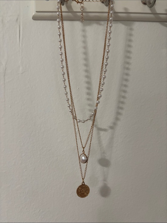 Jewelry - Gold Layered Pearl Pendant Necklace - Women Jewelry